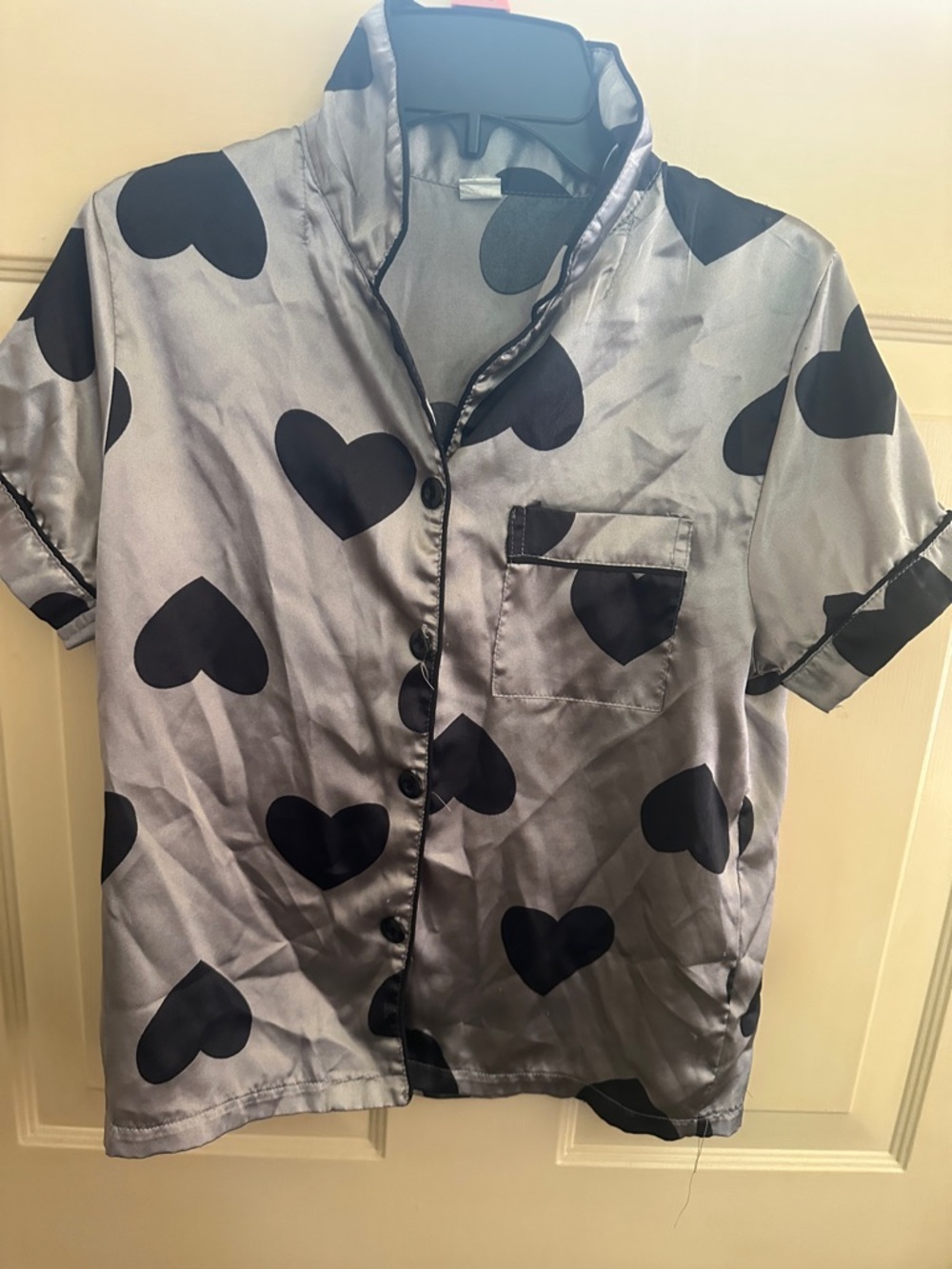 Gray Satin Heart Print Button-Up Top